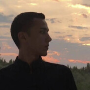 我的刀上沾满了剧毒（舔）