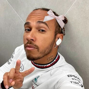๋ Lewis Hamilton