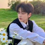 小王的枪法很帅