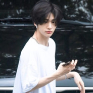 烧电子香拜赛博菩萨玩虚拟无人机