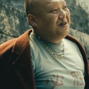 老妹挺带劲啊。