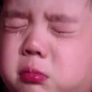 戴发夹的老大爷