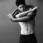 拥有腹肌的男人