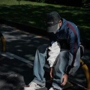 手枪装尿呲谁谁叫