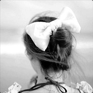 午后慵懒晒太阳的猫