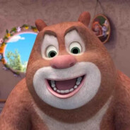 按住W白给就完了