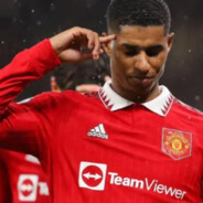 我们都在爱情里少一点