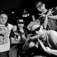 俺在家里排老六