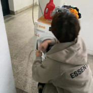 "好可爱的小狗狗"股价狼