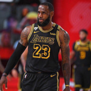 爆头精英 全体起立！