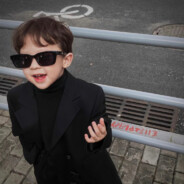 扶老蟑螂过马路被屎壳郎无证驾屎撞飞四十米