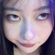 眉头一皱退到队友身后