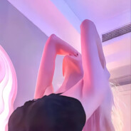 强牌慢打 故作姿态