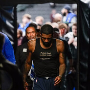 垃圾桶里の玫瑰