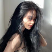 流泪不及她皱眉