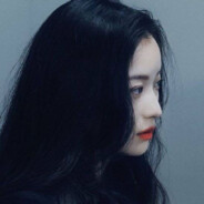 红眼睛幽幽地看这孤城