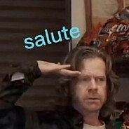 她说话嘴里有孩子味