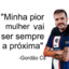 1 no coco e outro no relogio
