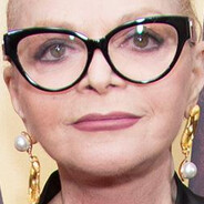 Лариса Долина