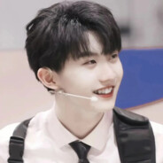 马嘉祺超绝面部倒模榨