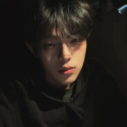 吻你落泪眼睛999