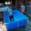 pelopincho en la vereda