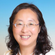 中財校長王瑤琪