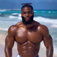 großer schwarzer Mann