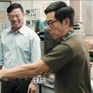 AK 唔係托住要撳住