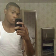 暴躁三眼尖牙绿恐龙