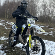 GW.OporowiecCASE.GIFT