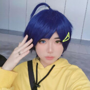 天下谁人配白衣