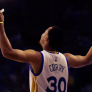 88岁老头拄拐打丧尸