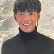 理塘悦刻丁真王