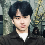 闲敲棋子落灯花.