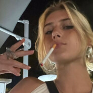 ✞