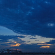 青风拂略南山畔