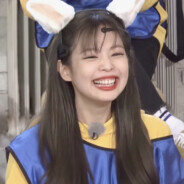 何人不识王小美