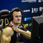 Lasuczita skins.army