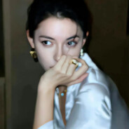 鱼钩伸我嘴里了