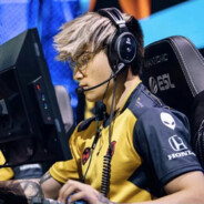 86岁大爷卖篮子起大狙