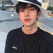 我一眼就看出你不是人