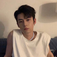 想吃美女的舌头