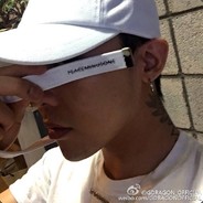 這位帥哥幾把大