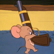 杰瑞正在盯着你