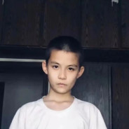 未曾开言我先笑场丶