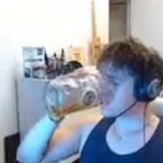 mężczyzna z nadwagą