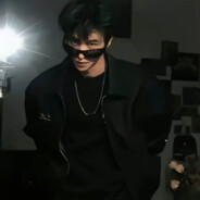 满山猴子我腚最红