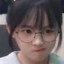 当然是选择原谅她啊