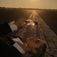 一拳打爆你奶头